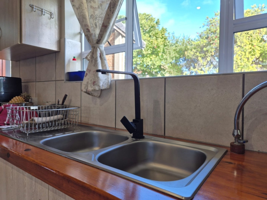 3 Bedroom Property for Sale in Stilbaai Wes Western Cape